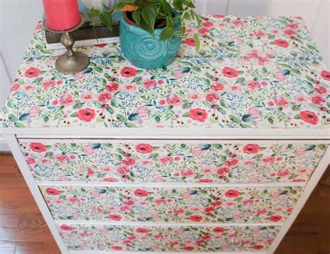 how to decoupage with material